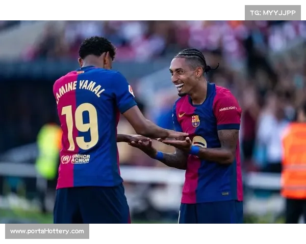 曼联纪念品销量创新高彰显球队品牌价值与全球影响力 曼联纪念品销量创新高彰显球队品牌价值与全球影响力