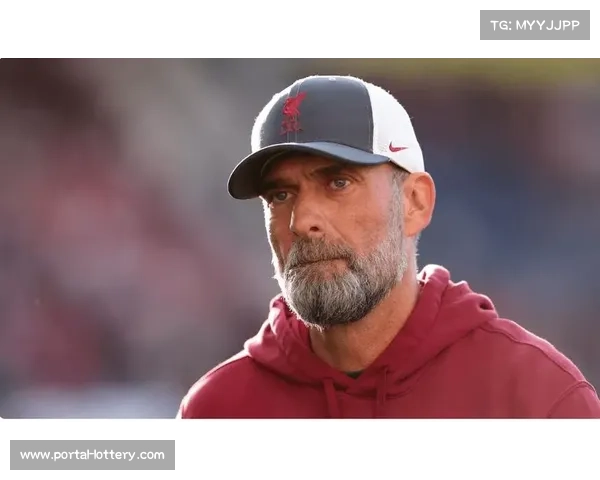 利物浦球迷安菲尔德巨型TIFO致敬传奇主帅克洛普