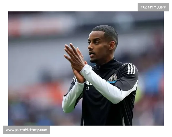 利物浦16岁小将恩古莫哈补时绝杀纽卡，一球成名